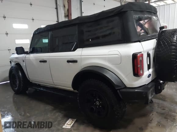 ✅ 2022 Ford Bronco • VIN: 1FMEE5DP0NLB52759 • Lot: 41079932. Listed on IAAI with 46,503 mi. Free auction sales archive from the USA and detailed vehicle history report at DreamBid. Image 14.