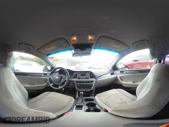 ✅ 2017 Hyundai Sonata SE • VIN: 5NPE24AFXHH487328 • Lot: 43070155. Wystawiony na IAAI z przebiegiem 180 786 mil. Bezpłatny archiwum sprzedaży aukcyjnych z USA i szczegółowy raport historii pojazdu na DreamBid. Zdjęcie 18.