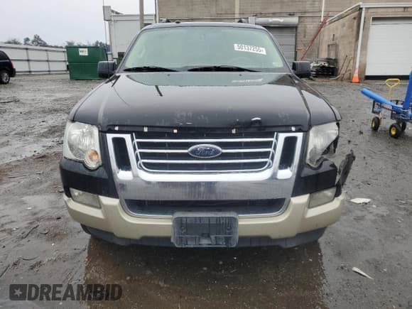 ✅ 2010 Ford Explorer Eddie Bauer • VIN: 1FMEU7EE3AUA87213 • Lot: 50137255. Wystawiony na Copart z przebiegiem 171 088 mil. Bezpłatny archiwum sprzedaży aukcyjnych z USA i szczegółowy raport historii pojazdu na DreamBid. Zdjęcie 5.