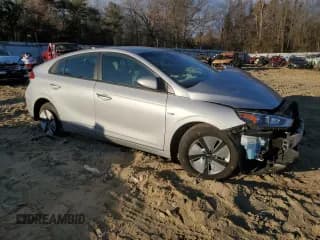 ✅ 2020 Hyundai Ioniq Blue • VIN: KMHC65LC7LU231470 • Lot: 83269124. Wystawiony na Copart z przebiegiem Nie podano. Bezpłatny archiwum sprzedaży aukcyjnych z USA i szczegółowy raport historii pojazdu na DreamBid. Zdjęcie 4.