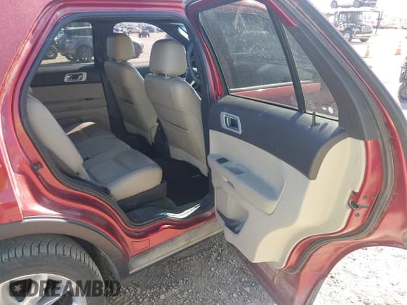 ✅ 2014 Ford Explorer XLT • VIN: 1FM5K7D81EGA07672 • Лот: 43252570. Опубликован ранее на IAAI с пробегом 199 142 миль. Бесплатный доступ к архиву аукционных продаж из США и подробный отчёт об истории автомобиля на DreamBid. Изображение 8.