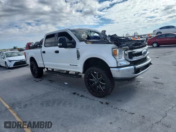 ✅ 2021 Ford F-250 XL • VIN: 1FT7W2BT8MED04007 • Lot: 91569025. Wystawiony na Copart z przebiegiem Nie podano. Bezpłatny archiwum sprzedaży aukcyjnych z USA i szczegółowy raport historii pojazdu na DreamBid. Zdjęcie 4.