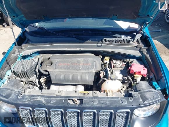 ✅ 2020 Jeep Renegade Altitude • VIN: ZACNJABB0LPL85188 • Lot: 41674402. Listed on IAAI with 86,022 mi. Free auction sales archive from the USA and detailed vehicle history report at DreamBid. Image 10.