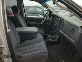 2002 Dodge 1500 с VIN 3D7HU18N22G151990, выставлен на аукционе Copart как лот 62487684 с пробегом 139 191 миль миль и Списание • Salvage title. История ставок и продаж доступна на DreamBid. Изображение 5.