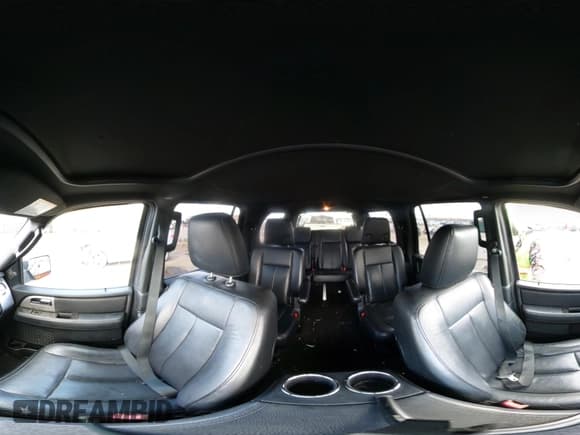 ✅ 2016 Ford Expedition Max Limited • VIN: 1FMJK2AT2GEF03153 • Lot: 43582981. Listed on IAAI with 184,858 mi. Free auction sales archive from the USA and detailed vehicle history report at DreamBid. Image 18.