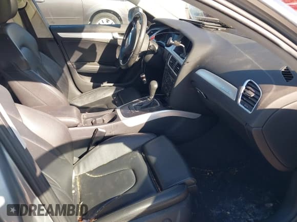 ✅ 2010 Audi A4 Premium Plus • VIN: WAUWFAFL8AA125398 • Lot: 41421576. Listed on IAAI with 125,679 mi. Free auction sales archive from the USA and detailed vehicle history report at DreamBid. Image 5.