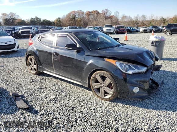 ✅ 2015 Hyundai Veloster Turbo • VIN: KMHTC6AE3FU228928 • Lot: 82211444. Wystawiony na Copart z przebiegiem 58 769 mil. Bezpłatny archiwum sprzedaży aukcyjnych z USA i szczegółowy raport historii pojazdu na DreamBid. Zdjęcie 4.