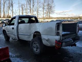 ✅ 2000 GMC Sierra 2500 SLE • VIN: 1GTGC24U2YE195287 • Lot: 43837285. Wystawiony na Copart z przebiegiem 250 362 mil. Bezpłatny archiwum sprzedaży aukcyjnych z USA i szczegółowy raport historii pojazdu na DreamBid. Zdjęcie 2.