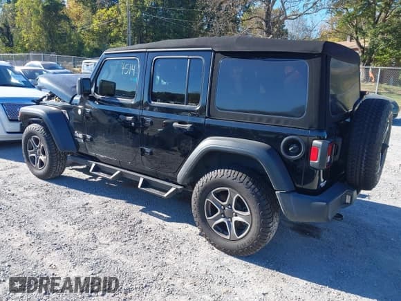 ✅ 2021 Jeep Wrangler Unlimited 80th Anniversary • VIN: 1C4HJXDN3MW644514 • Лот: 43431515. Опубликован ранее на IAAI с пробегом 85 917 миль. Бесплатный доступ к архиву аукционных продаж из США и подробный отчёт об истории автомобиля на DreamBid. Изображение 3.