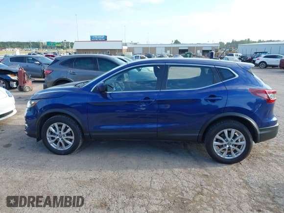 ✅ 2021 Nissan Rogue S • VIN: JN1BJ1AV2MW307035 • Lot: 43032897. Listed on IAAI with 110,667 mi. Free auction sales archive from the USA and detailed vehicle history report at DreamBid. Image 14.