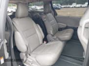 ✅ 2015 Toyota Sienna LE AAS • VIN: 5TDKK3DC6FS598495 • Lot: 42870508. Wystawiony na IAAI z przebiegiem 75 134 mil. Bezpłatny archiwum sprzedaży aukcyjnych z USA i szczegółowy raport historii pojazdu na DreamBid. Zdjęcie 8.