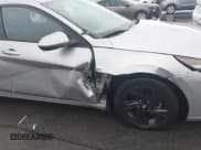 ✅ 2022 Hyundai Elantra SEL • VIN: 5NPLM4AGXNH058714 • Lot: 43523712. Listed on IAAI with 40,825 mi. Free auction sales archive from the USA and detailed vehicle history report at DreamBid. Image 6.