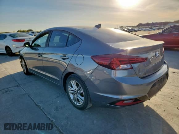 ✅ 2019 Hyundai Elantra SEL • VIN: 5NPD84LF9KH462368 • Лот: 92291675. Опубликован ранее на Copart с пробегом 127 273 миль. Бесплатный доступ к архиву аукционных продаж из США и подробный отчёт об истории автомобиля на DreamBid. Изображение 2.