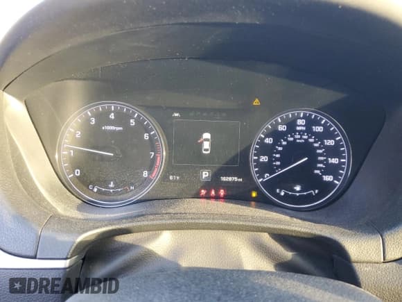 ✅ 2015 Hyundai Genesis 3.8L • VIN: KMHGN4JE7FU064874 • Lot: 82585284. Wystawiony na Copart z przebiegiem 162 875 mil. Bezpłatny archiwum sprzedaży aukcyjnych z USA i szczegółowy raport historii pojazdu na DreamBid. Zdjęcie 9.