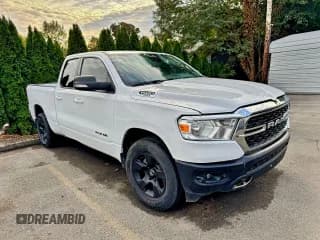 ✅ 2022 Ram 1500 Big Horn • VIN: 1C6RREBGXNN273503 • Lot: 95808775. Wystawiony na Copart z przebiegiem Nie podano. Bezpłatny archiwum sprzedaży aukcyjnych z USA i szczegółowy raport historii pojazdu na DreamBid. Zdjęcie 1.