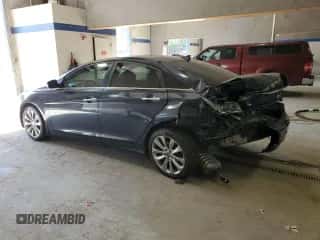 2013 Hyundai Sonata SE z VIN 5NPEC4AC4DH538044, wystawiony jako Copart lot #82606485 z przebiegiem 186 482 mil mil oraz Szkoda całkowita • Salvage title. Historia ofert i sprzedaży dostępna na DreamBid. Obrazek 2.