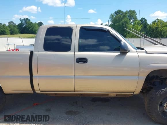 ✅ 2004 Chevrolet Silverado 1500 LS • VIN: 2GCEC19V341182031 • Лот: 42504776. Опубликован ранее на IAAI с пробегом Не указан. Бесплатный доступ к архиву аукционных продаж из США и подробный отчёт об истории автомобиля на DreamBid. Изображение 14.