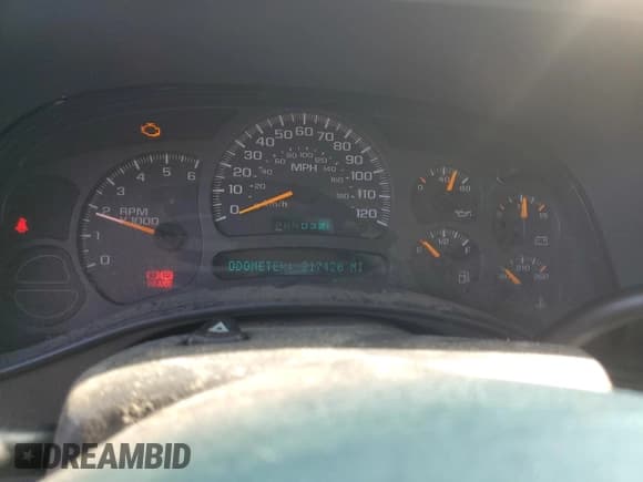 ✅ 2003 Chevrolet Suburban LS • VIN: 3GNEC16T43G343955 • Лот: 51368415. Опубликован ранее на Copart с пробегом 217 420 миль. Бесплатный доступ к архиву аукционных продаж из США и подробный отчёт об истории автомобиля на DreamBid. Изображение 9.