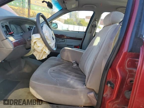 ✅ 2000 Mercury Grand Marquis GS • VIN: 2MEFM74W6YX689107 • Lot: 82719615. Wystawiony na Copart z przebiegiem 85 497 mil. Bezpłatny archiwum sprzedaży aukcyjnych z USA i szczegółowy raport historii pojazdu na DreamBid. Zdjęcie 7.