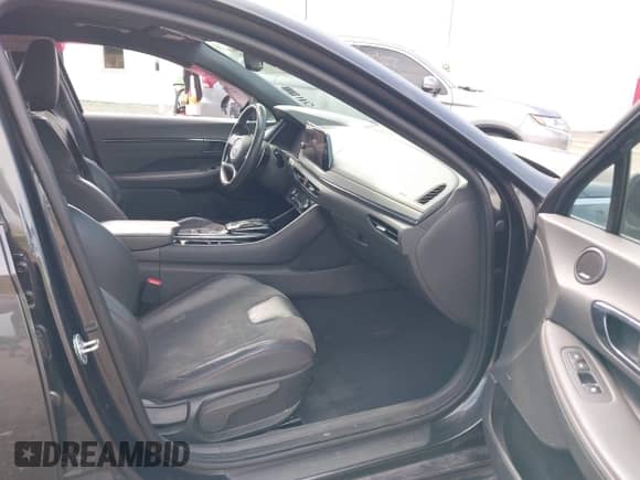 2021 Hyundai Sonata N Line with VIN 5NPEK4JC5MH108963, listed as a IAAI auction lot 43195113 with 101,460 mi miles and . Bid and sale history available at DreamBid. Image 5.