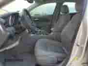 ✅ 2015 Chevrolet Malibu LS • VIN: 1G11B5SL9FU143364 • Lot: 70812264. Wystawiony na Copart z przebiegiem 169 554 mil mil. Skorzystaj z bezpłatnego archiwum sprzedaży aukcyjnych z USA i zobacz szczegółowy raport historii pojazdu na DreamBid. Zdjęcie 7.