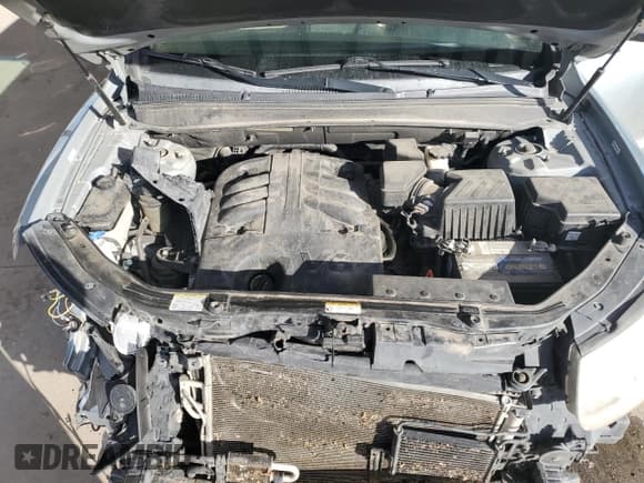 ✅ 2009 Hyundai Santa Fe Limited • VIN: 5NMSH73E09H252961 • Lot: 76294814. Listed on Copart with 210,778 mi. Free auction sales archive from the USA and detailed vehicle history report at DreamBid. Image 12.