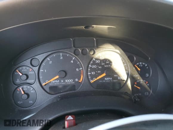 ✅ 2002 Chevrolet Blazer LS • VIN: 1GNDT13W32K176893 • Lot: 83825134. Wystawiony na Copart z przebiegiem Nie podano. Bezpłatny archiwum sprzedaży aukcyjnych z USA i szczegółowy raport historii pojazdu na DreamBid. Zdjęcie 9.