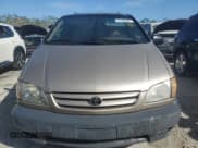 ✅ 2002 Toyota Sienna CE • VIN: 4T3ZF19C42U443467 • Lot: 75106184. Listed on Copart with Not provided. Free auction sales archive from the USA and detailed vehicle history report at DreamBid. Image 5.