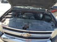 ✅ 2008 Chevrolet Silverado 1500 2LT • VIN: 2GCEC19J981181713 • Lot: 74697924. Wystawiony na Copart z przebiegiem 282 368 mil. Bezpłatny archiwum sprzedaży aukcyjnych z USA i szczegółowy raport historii pojazdu na DreamBid. Zdjęcie 13.