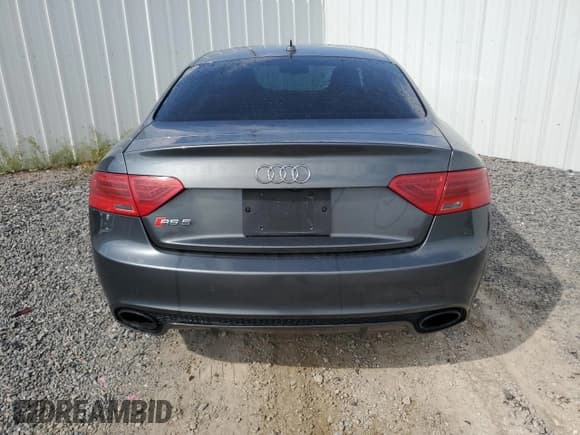 ✅ 2014 Audi RS 5 • VIN: WUAC6AFR2EA900183 • Lot: 64121465. Listed on Copart with 137,944 mi. Free auction sales archive from the USA and detailed vehicle history report at DreamBid. Image 6.