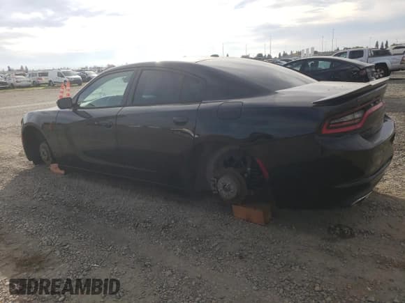 ✅ 2016 Dodge Charger SE • VIN: 2C3CDXBG3GH205438 • Lot: 91414055. Wystawiony na Copart z przebiegiem 76 540 mil. Bezpłatny archiwum sprzedaży aukcyjnych z USA i szczegółowy raport historii pojazdu na DreamBid. Zdjęcie 2.