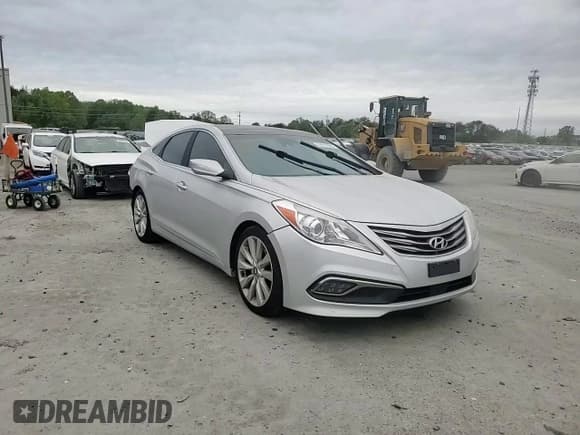 ✅ 2016 Hyundai Azera Limited • VIN: KMHFH4JG6GA518314 • Лот: 53917085. Опубликован ранее на Copart с пробегом 192 713 миль. Бесплатный доступ к архиву аукционных продаж из США и подробный отчёт об истории автомобиля на DreamBid. Изображение 13.