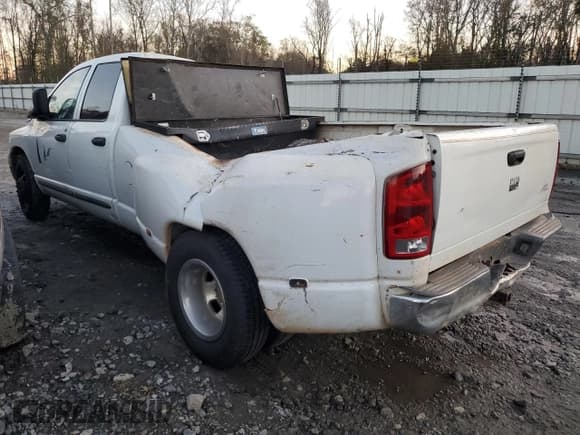 ✅ 2006 Dodge 3500 SLT • VIN: 3D7ML48C06G178841 • Lot: 80044024. Listed on Copart with 358,186 mi. Free auction sales archive from the USA and detailed vehicle history report at DreamBid. Image 2.