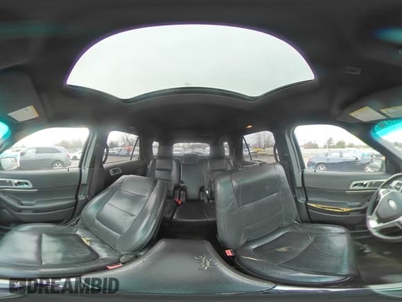 ✅ 2015 Ford Explorer XLT • VIN: 1FM5K8D81FGA24172 • Lot: 94191125. Wystawiony na Copart z przebiegiem 120 603 mil. Bezpłatny archiwum sprzedaży aukcyjnych z USA i szczegółowy raport historii pojazdu na DreamBid. Zdjęcie 15.