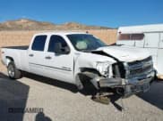 ✅ 2014 Chevrolet Silverado 2500HD LT • VIN: 1GC1CXCG5EF107871 • Lot: 43518202. Listed on IAAI with 74,569 mi. Free auction sales archive from the USA and detailed vehicle history report at DreamBid. Image 1.
