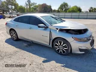 2021 Chevrolet Malibu RS z VIN 1G1ZG5ST9MF060927, wystawiony jako Copart lot #84942125 z przebiegiem 66 379 mil mil oraz Szkoda całkowita • Salvage title. Historia ofert i sprzedaży dostępna na DreamBid. Obrazek 4.