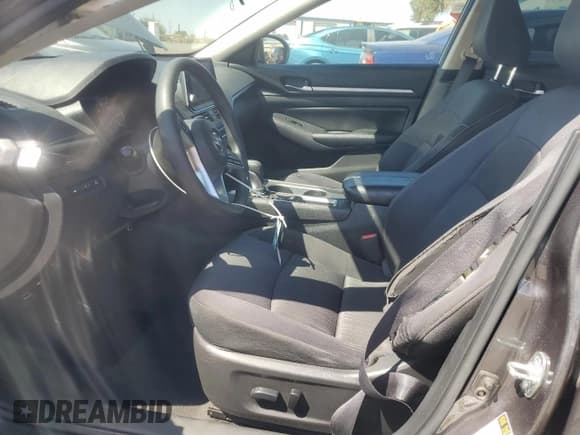 ✅ 2022 Nissan Altima SV • VIN: 1N4BL4DV9NN337585 • Лот: 68678105. Опубликован ранее на Copart с пробегом 75 872 миль. Бесплатный доступ к архиву аукционных продаж из США и подробный отчёт об истории автомобиля на DreamBid. Изображение 7.