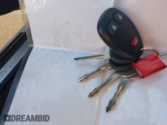 2008 Saturn Outlook XR z VIN 5GZER23798J200220, wystawiony jako IAAI lot #43607225 z przebiegiem 169 658 mil mil oraz . Historia ofert i sprzedaży dostępna na DreamBid. Obrazek 11.