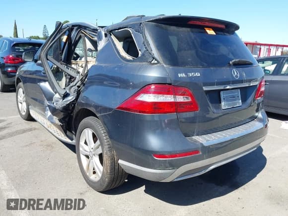 ✅ 2013 Mercedes-Benz M 350 • VIN: 4JGDA5JB3DA265521 • Lot: 43418946. Wystawiony na IAAI z przebiegiem 87 312 mil. Bezpłatny archiwum sprzedaży aukcyjnych z USA i szczegółowy raport historii pojazdu na DreamBid. Zdjęcie 3.