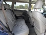 ✅ 2011 Toyota RAV4 Limited • VIN: 2T3YF4DV7BW090065 • Lot: 82162085. Wystawiony na Copart z przebiegiem 105 198 mil. Bezpłatny archiwum sprzedaży aukcyjnych z USA i szczegółowy raport historii pojazdu na DreamBid. Zdjęcie 11.