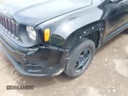 ✅ 2015 Jeep Renegade Sport • VIN: ZACCJBAH8FPC20872 • Lot: 42258006. Wystawiony na IAAI z przebiegiem 109 001 mil. Bezpłatny archiwum sprzedaży aukcyjnych z USA i szczegółowy raport historii pojazdu na DreamBid. Zdjęcie 6.