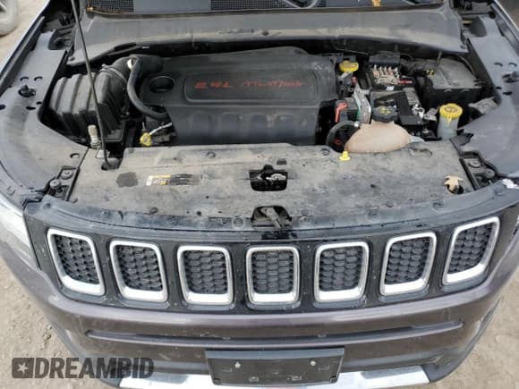 ✅ 2018 Jeep Compass Limited • VIN: 3C4NJCCB0JT358690 • Lot: 85296675. Wystawiony na Copart z przebiegiem 128 390 mil. Bezpłatny archiwum sprzedaży aukcyjnych z USA i szczegółowy raport historii pojazdu na DreamBid. Zdjęcie 12.