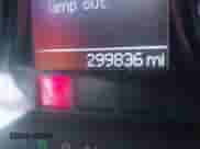 2010 Dodge 1500 Sport z VIN 1D7RV1CT6AS215298, wystawiony jako IAAI lot #41302229 z przebiegiem 299 836 mil mil oraz . Historia ofert i sprzedaży dostępna na DreamBid. Obrazek 15.