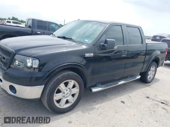 ✅ 2008 Ford F-150 XLT • VIN: 1FTPW12V48FB18833 • Lot: 42333276. Wystawiony na IAAI z przebiegiem 227 013 mil. Bezpłatny archiwum sprzedaży aukcyjnych z USA i szczegółowy raport historii pojazdu na DreamBid. Zdjęcie 17.