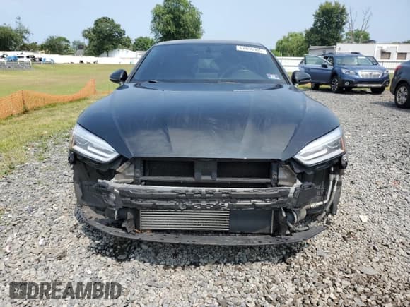 ✅ 2018 Audi A5 Sportback Premium Plus • VIN: WAUBNCF51JA064250 • Lot: 67896905. Wystawiony na Copart z przebiegiem 82 399 mil. Bezpłatny archiwum sprzedaży aukcyjnych z USA i szczegółowy raport historii pojazdu na DreamBid. Zdjęcie 5.