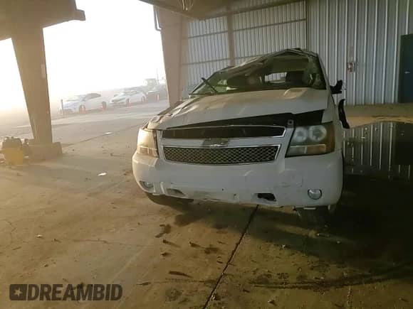 2011 Chevrolet Tahoe LT with VIN 1GNSCBE07BR389097, listed as a Copart auction lot 86860695 with Not provided miles and Salvage title. Bid and sale history available at DreamBid. Image 14.