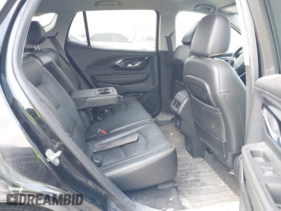 ✅ 2022 GMC Terrain AT4 • VIN: 3GKALYEV1NL194308 • Lot: 41927908. Wystawiony na IAAI z przebiegiem Nie podano. Bezpłatny archiwum sprzedaży aukcyjnych z USA i szczegółowy raport historii pojazdu na DreamBid. Zdjęcie 8.