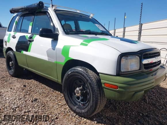 1999 Chevrolet Tracker с VIN 2CNBE13C8X6915939, выставлен на аукционе IAAI как лот 43595742 с пробегом 175 035 миль миль и . История ставок и продаж доступна на DreamBid. Изображение 1.