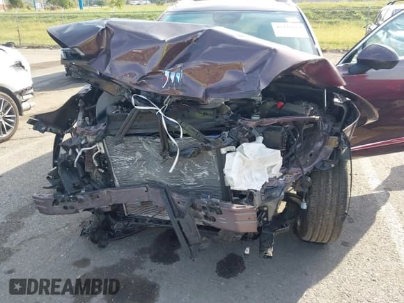 ✅ 2024 Buick Envision Avenir • VIN: LRBFZSE48RD013610 • Lot: 43334502. Wystawiony na IAAI z przebiegiem 22 539 mil. Bezpłatny archiwum sprzedaży aukcyjnych z USA i szczegółowy raport historii pojazdu na DreamBid. Zdjęcie 6.