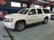 ✅ 2010 Chevrolet Suburban LTZ • VIN: 1GNUKKE3XAR253406 • Lot: 74265134. Wystawiony na Copart z przebiegiem 215 598 mil. Bezpłatny archiwum sprzedaży aukcyjnych z USA i szczegółowy raport historii pojazdu na DreamBid. Zdjęcie 1.